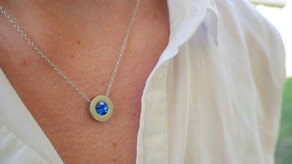 Ladies Blue Gem Stone Magnetic Necklace