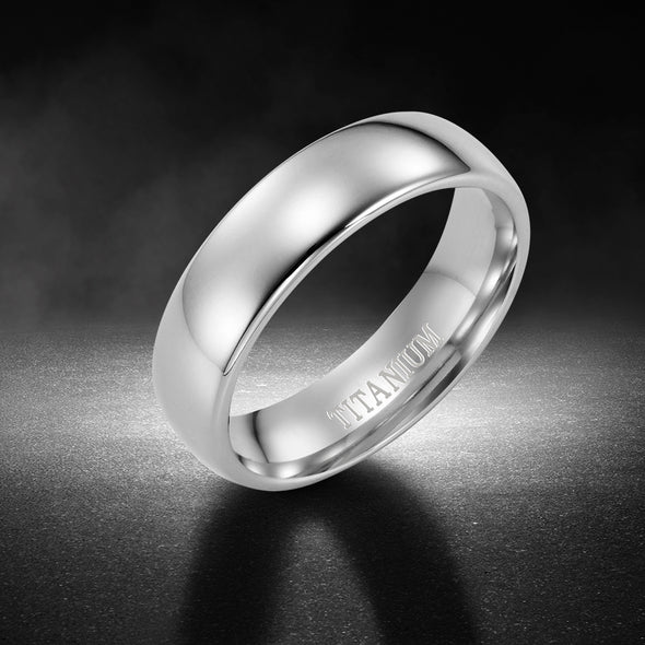 Men's Titanium Band Ring in Gift Box (8mm)